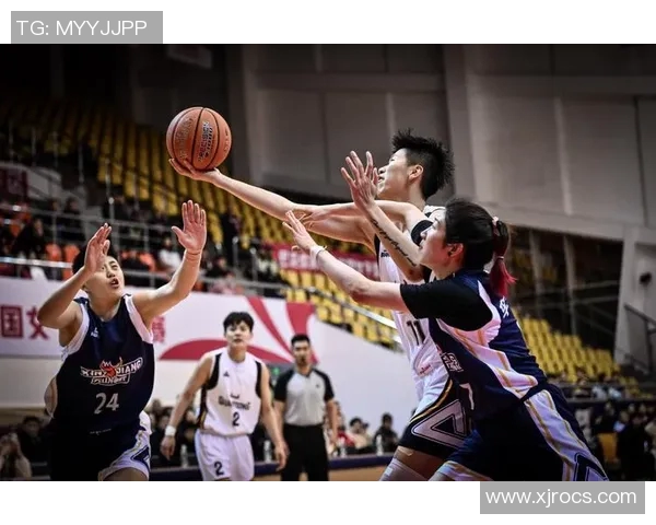 赛后分析:杭州篮球队与武汉篮球队的战术对决与精彩瞬间回顾