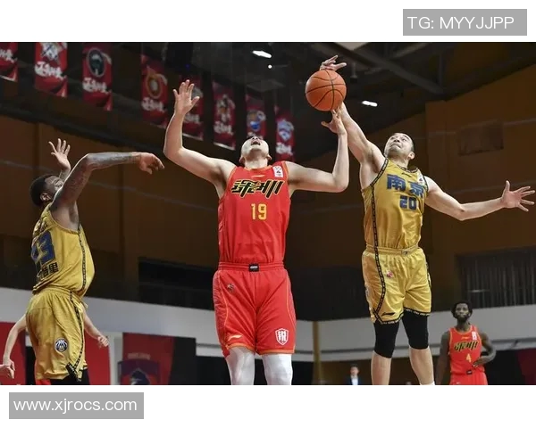 南京篮球队加速转型探索新战术推动城市篮球发展新篇章