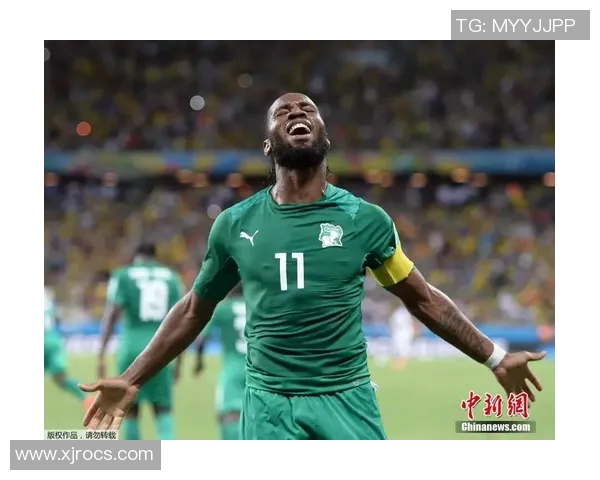 哈维西蒙斯的崛起之路：从青训小将到足球场上的闪耀明星