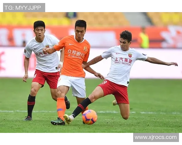 武汉卓尔迎战上海嘉定全力争胜展现球队实力与风采